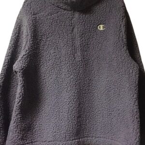 Champion 
Women’s 
Purple Sweatshirt
 Size XL 
Sherpa 
Pull Over
Warm & Cozy